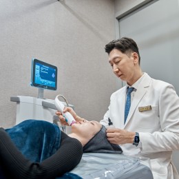 W Clinic (Velderma Clinic) – English & Chinese-Speaking Skin Clinic Near COEX and Samseong Station, Gangnam